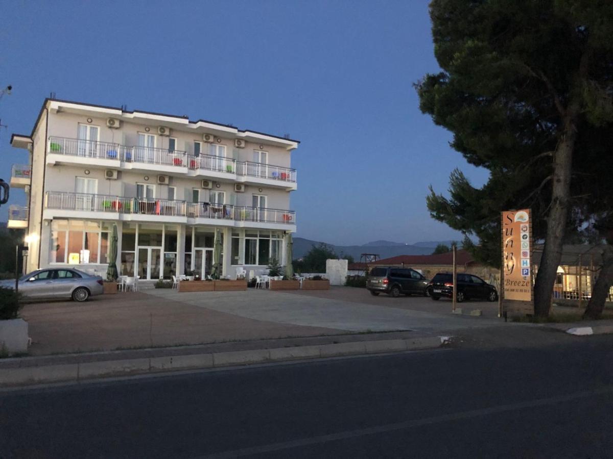 Hotel Sunny Breeze Shëngjin Zewnętrze zdjęcie