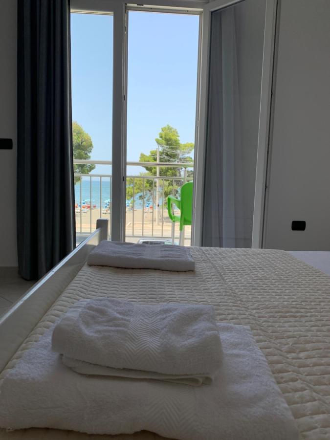 Hotel Sunny Breeze Shëngjin Zewnętrze zdjęcie