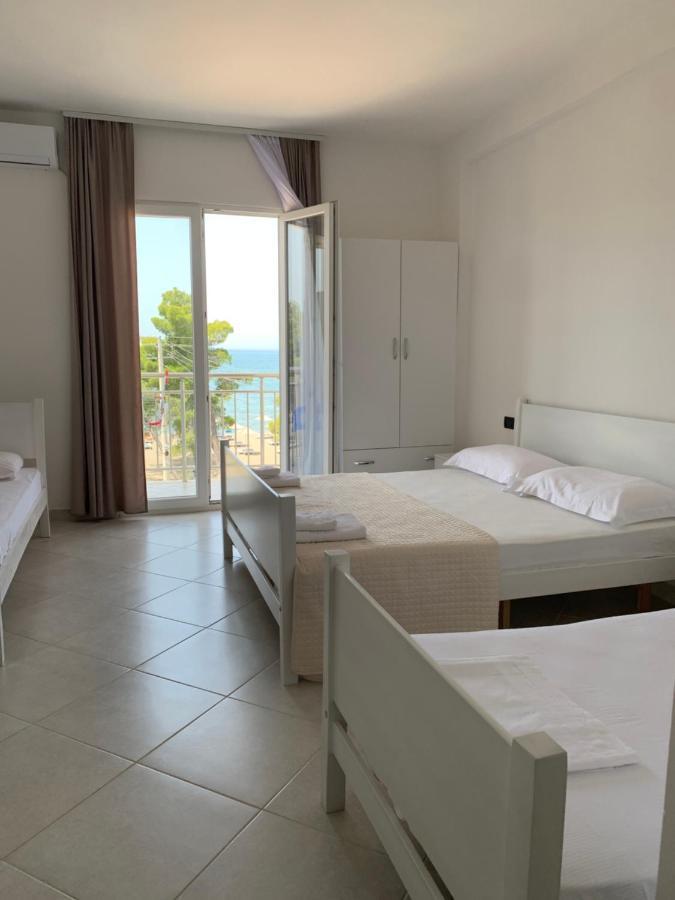 Hotel Sunny Breeze Shëngjin Zewnętrze zdjęcie